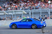 998