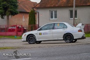 100